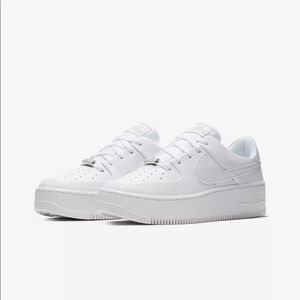 Nike Women’s Air Force 1 Sage Low